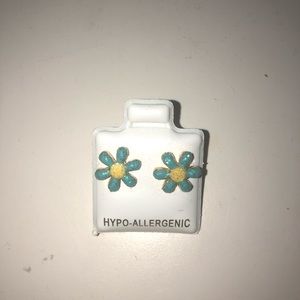 Children’s hypoallergenic earnings